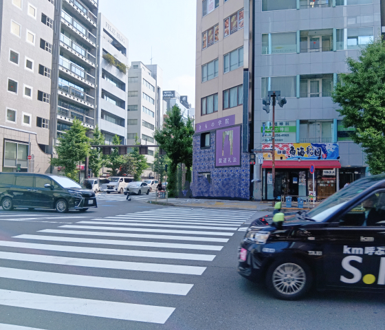 神田駅からの道のり5